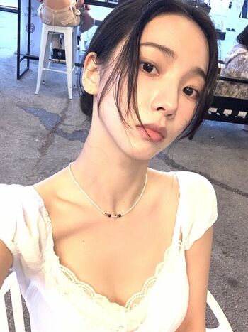 Katarinabluu  page leaked private photo uncensored HD quality
