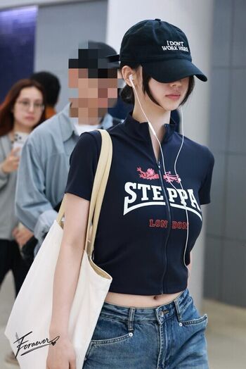Katarinabluu  page leaked private photo uncensored HD quality