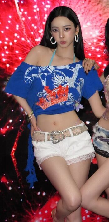 Katarinabluu  page leaked private photo uncensored HD quality