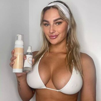 Katemareecooper leaked private photo uncensored HD quality
