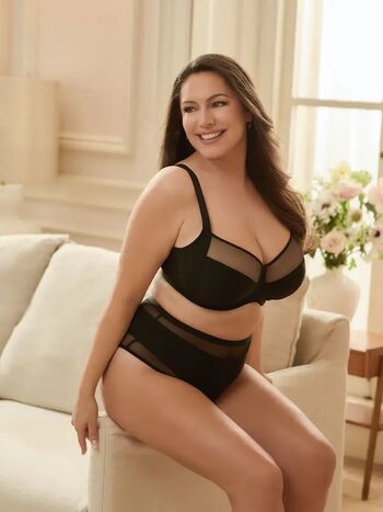 Kelly brook page leaked private photo uncensored HD quality