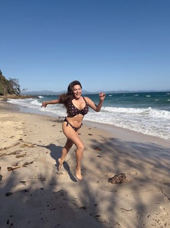 Kelly brook page leaked private photo uncensored HD quality