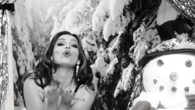 Kelly brook page leaked private photo uncensored HD quality