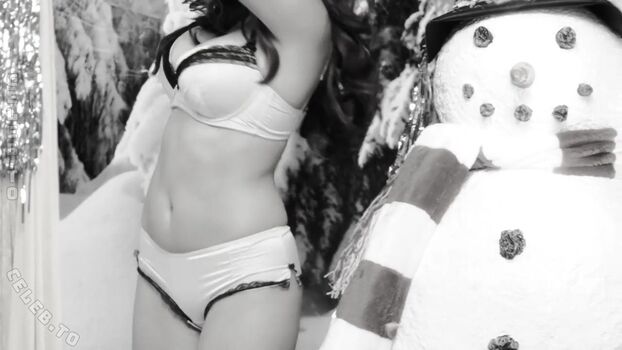 Kelly brook leaked private photo uncensored HD quality