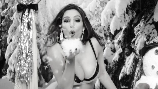Kelly brook leaked private photo uncensored HD quality