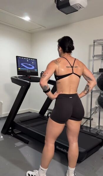 Kelly matthews leaked private photo uncensored HD quality