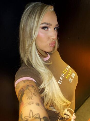 Kendra sunderland  page leaked private photo uncensored HD quality