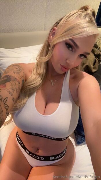 Kendra sunderland  page leaked private photo uncensored HD quality