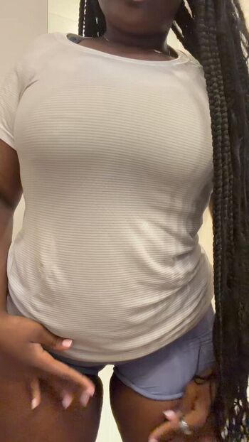 Kikigyat leaked private photo uncensored HD quality