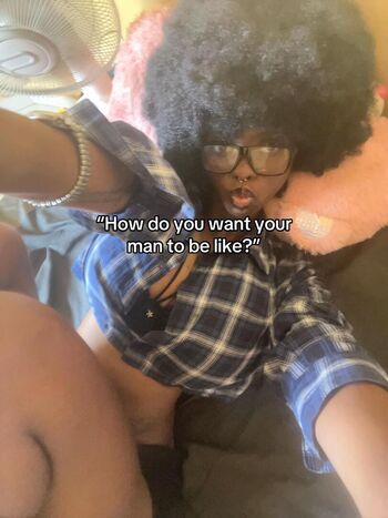 Kikiolaola leaked private photo uncensored HD quality