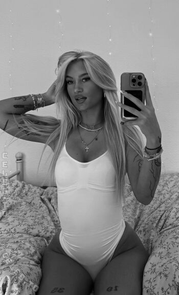 Kim lxv leaked private photo uncensored HD quality