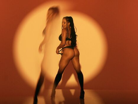 Kira noir page leaked private photo uncensored HD quality