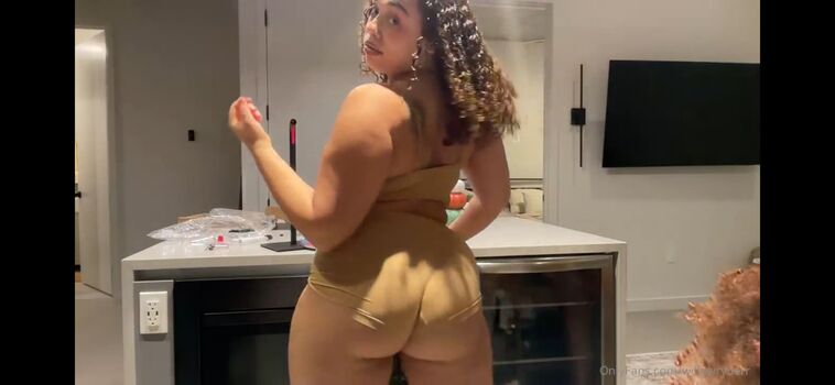 Kira perez page leaked private photo uncensored HD quality
