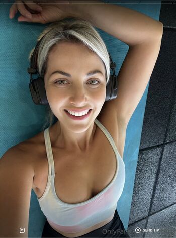 Krissfire leaked private photo uncensored HD quality