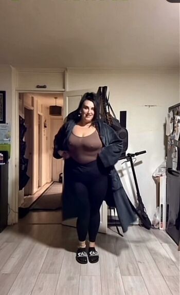 Krissymaria leaked private photo uncensored HD quality