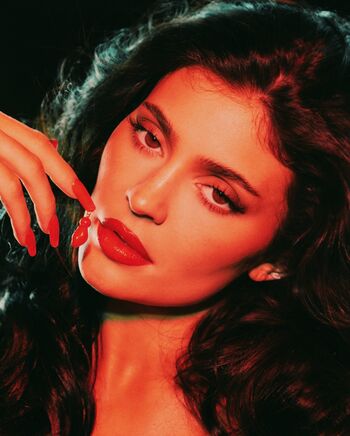 Kylie jenner  page leaked private photo uncensored HD quality