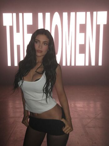 Kylie jenner  page leaked private photo uncensored HD quality