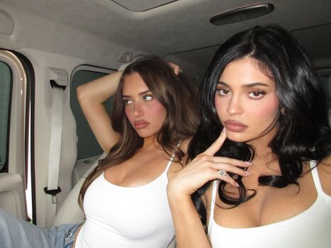 Kylie jenner  page leaked private photo uncensored HD quality