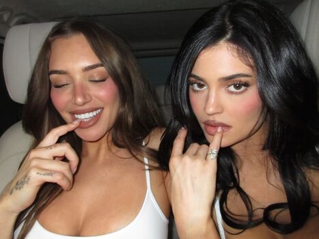 Kylie jenner  page leaked private photo uncensored HD quality