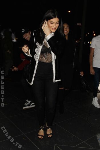 Kylie jenner  page leaked private photo uncensored HD quality