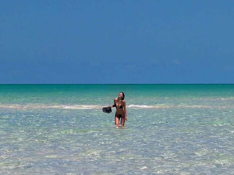 Kylie jenner  page leaked private photo uncensored HD quality