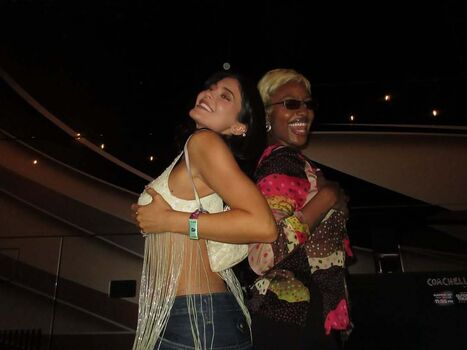 Kylie jenner  page leaked private photo uncensored HD quality