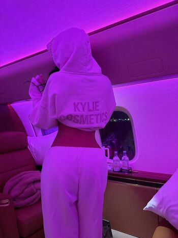 Kylie jenner  page leaked private photo uncensored HD quality