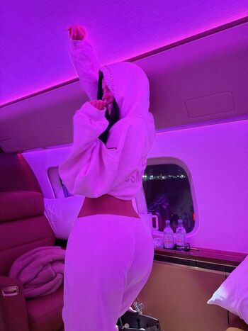 Kylie jenner  page leaked private photo uncensored HD quality