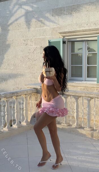 Kylie jenner  page leaked private photo uncensored HD quality