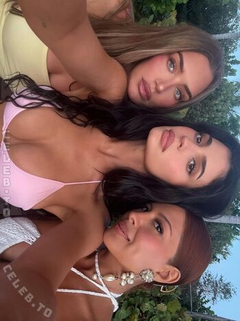 Kylie jenner  page leaked private photo uncensored HD quality