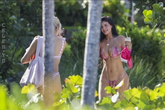 Kylie jenner  page leaked private photo uncensored HD quality
