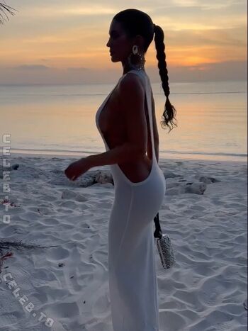 Kylie jenner  page leaked private photo uncensored HD quality