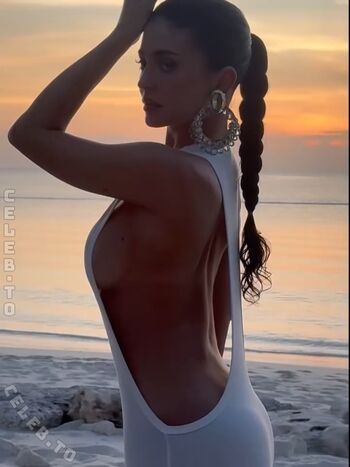 Kylie jenner  page leaked private photo uncensored HD quality