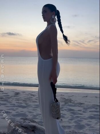 Kylie jenner  page leaked private photo uncensored HD quality