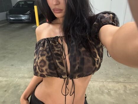 Kylie jenner  page leaked private photo uncensored HD quality