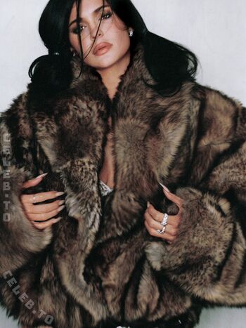 Kylie jenner  page leaked private photo uncensored HD quality