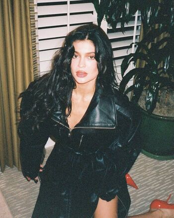 Kylie jenner  page leaked private photo uncensored HD quality