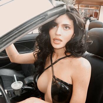 Kylie jenner  page leaked private photo uncensored HD quality