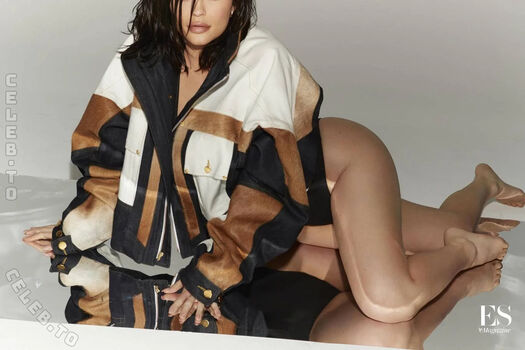 Kylie jenner  page leaked private photo uncensored HD quality