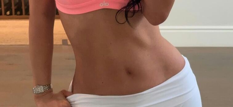 Kylie jenner  page leaked private photo uncensored HD quality