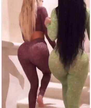 Kylie jenner  page leaked private photo uncensored HD quality