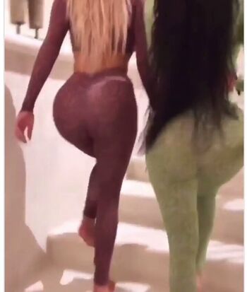 Kylie jenner  page leaked private photo uncensored HD quality