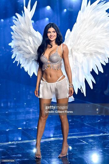 Kylie jenner  page leaked private photo uncensored HD quality