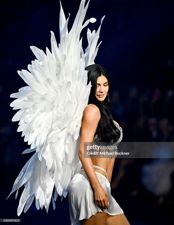 Kylie jenner  page leaked private photo uncensored HD quality