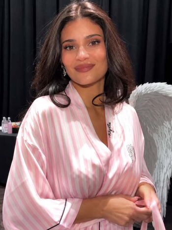 Kylie jenner leaked private photo uncensored HD quality