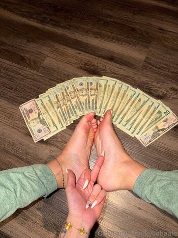 Kyliehaale  page leaked private photo uncensored HD quality