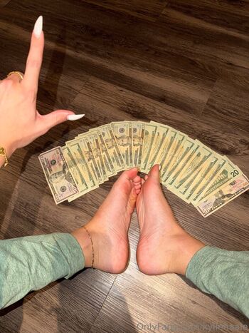 Kyliehaale  page leaked private photo uncensored HD quality