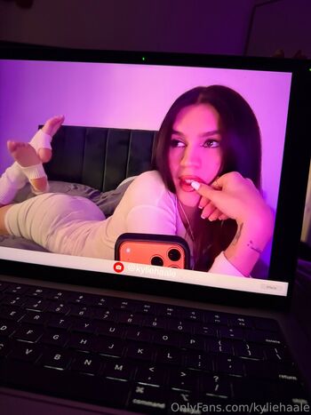 Kyliehaale  page leaked private photo uncensored HD quality