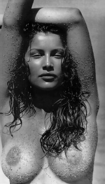 Laetitia casta leaked private photo uncensored HD quality