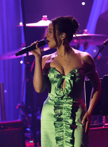 Laufey lin page leaked private photo uncensored HD quality